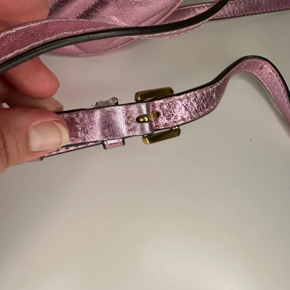 Michael Kors Vivanne Canteen Crossbody in Metallic Pink EUC - Picture 11 of 13
